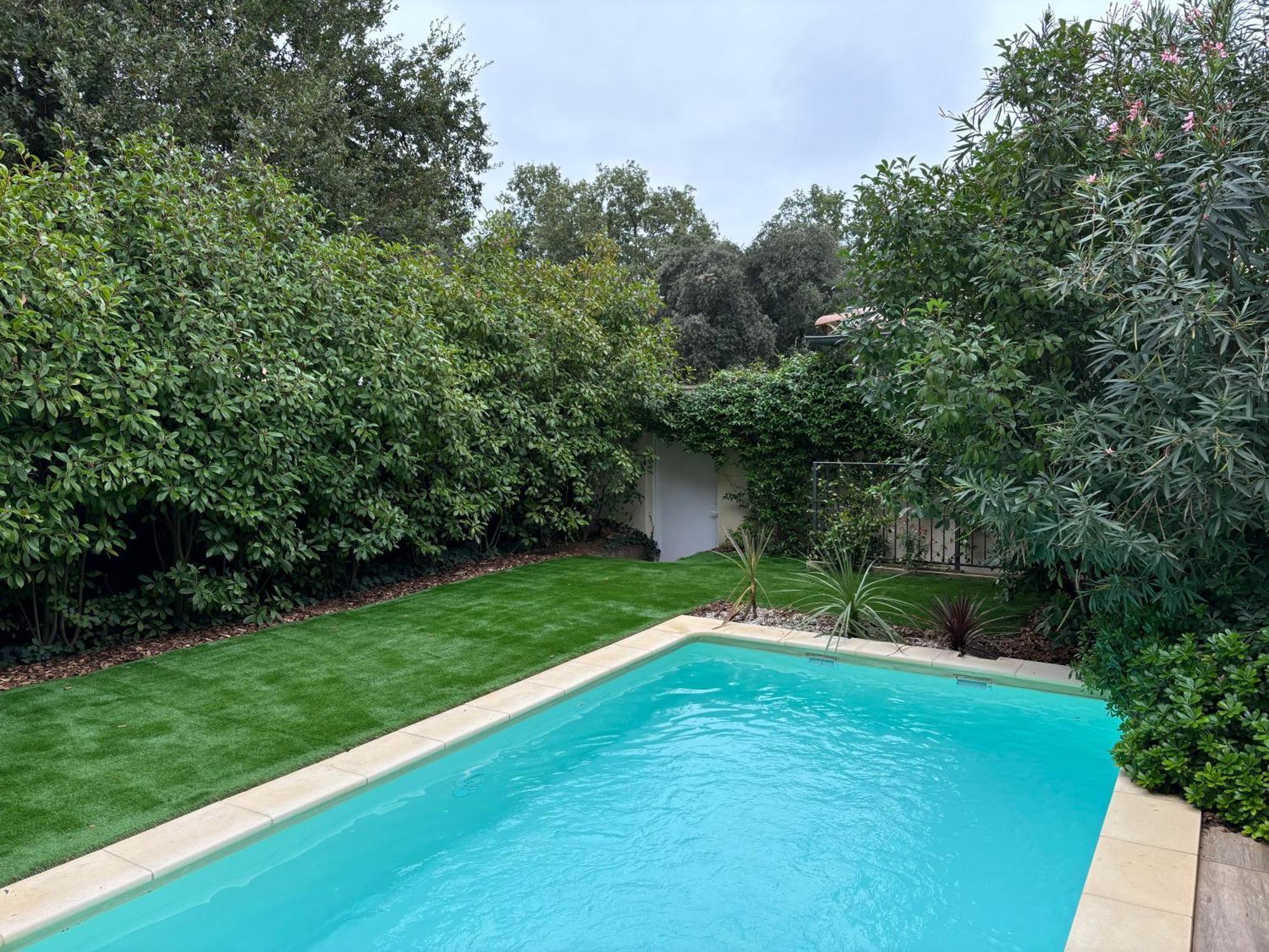 Les Jardins Du Castelas - Piscines, Jardins Et Spas Privatifs Villa *