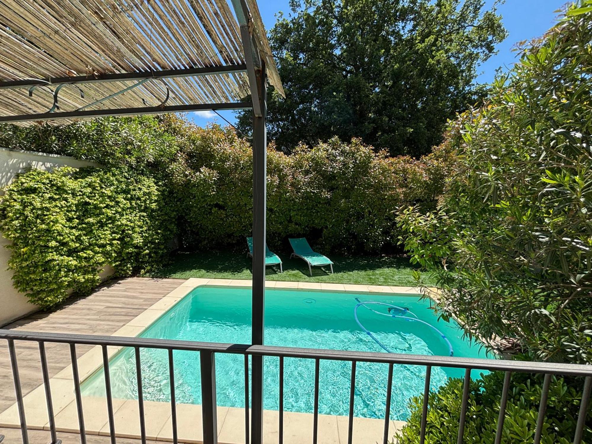 Les Jardins Du Castelas - Piscines, Jardins Et Spas Privatifs *